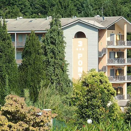 アパート In Verbania With Heating